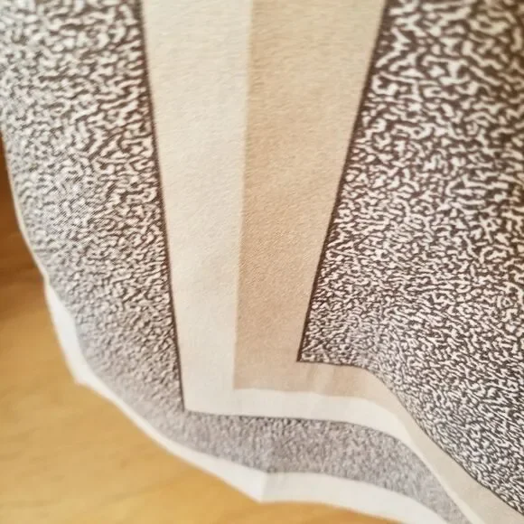 Polyester hair scarf made in Italy 19" square - Picture 4 of 6